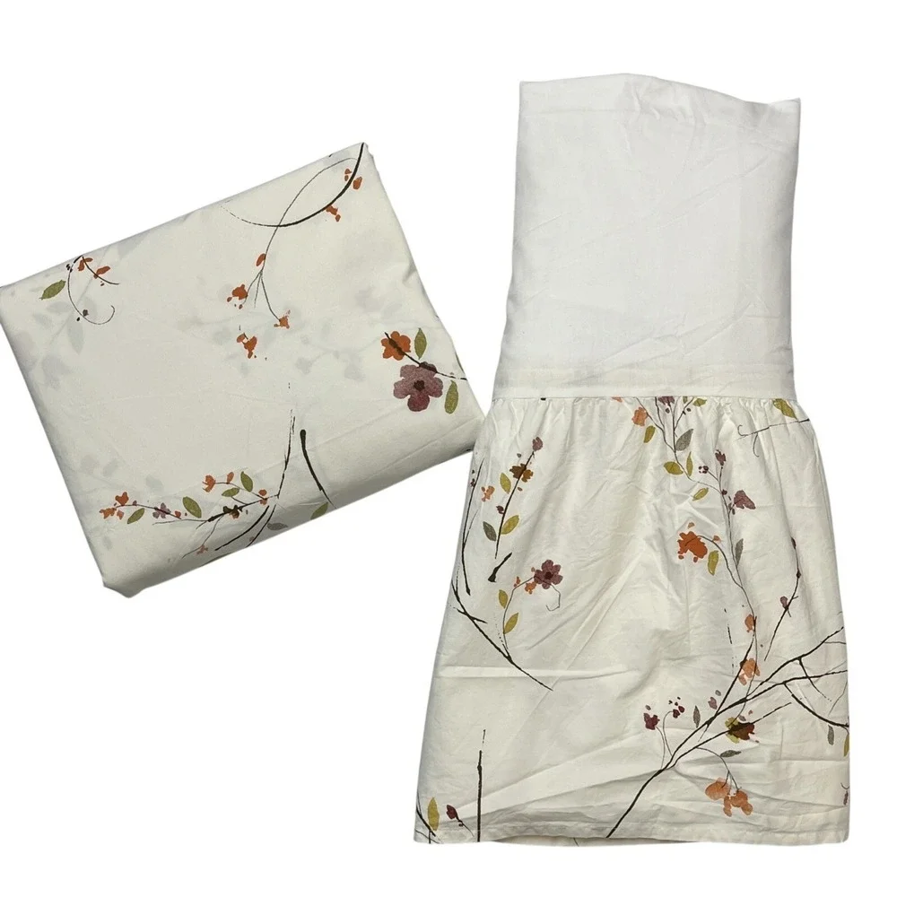 Crate & Barrel Queen Sakura Duvet & Bed Skirt Set White Earthy Botanical Print‎